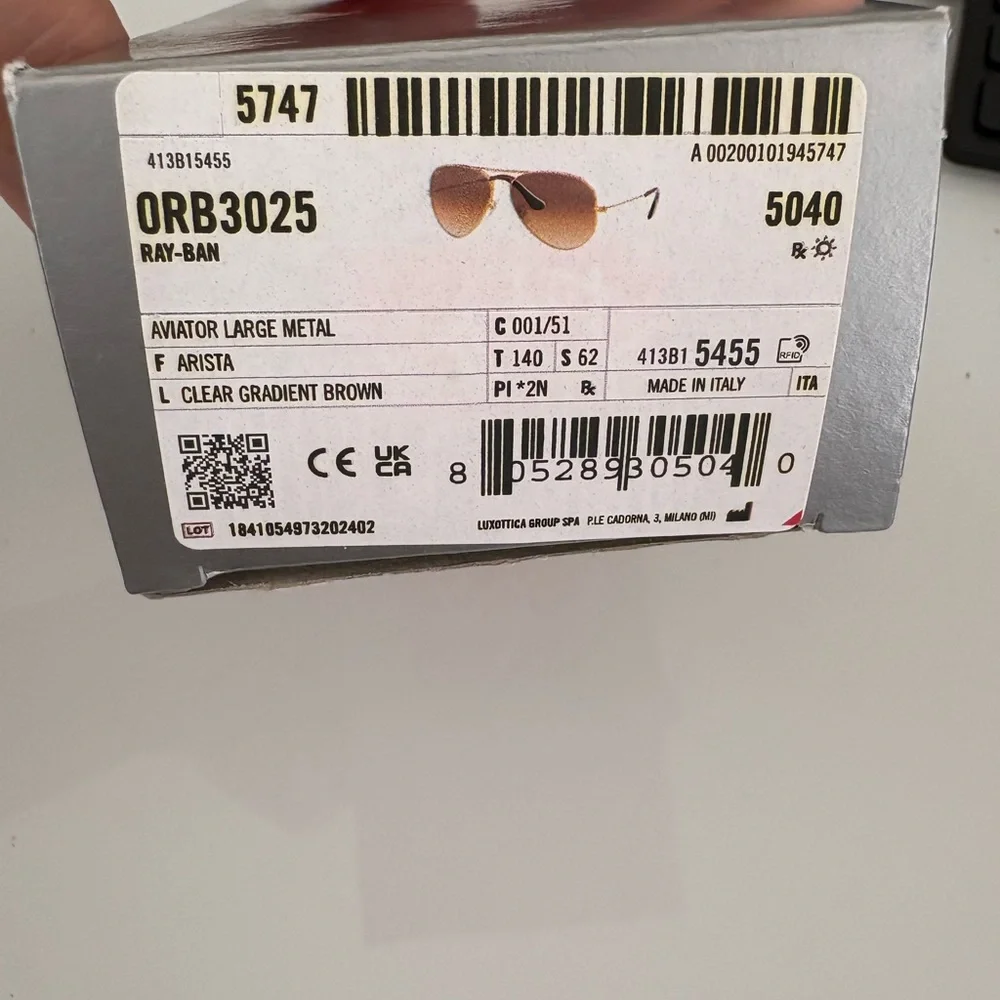 Ray-Ban Gold Aviator Sunglasses with Brown Lenses ORB3025 - Picture 6 of 7